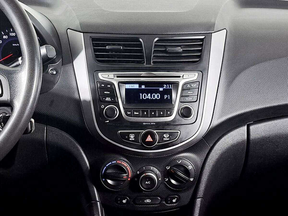 Купить Hyundai Solaris, 2015, 205 000 км, фото №12