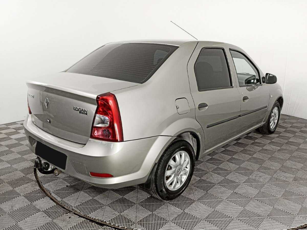 Купить Renault Logan, 2011, 211 890 км, фото №5
