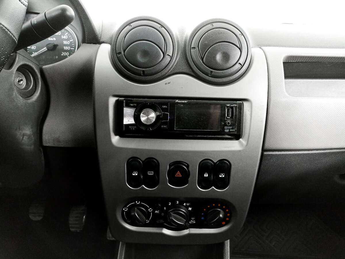 Купить Renault Logan, 2011, 180 503 км, фото №13