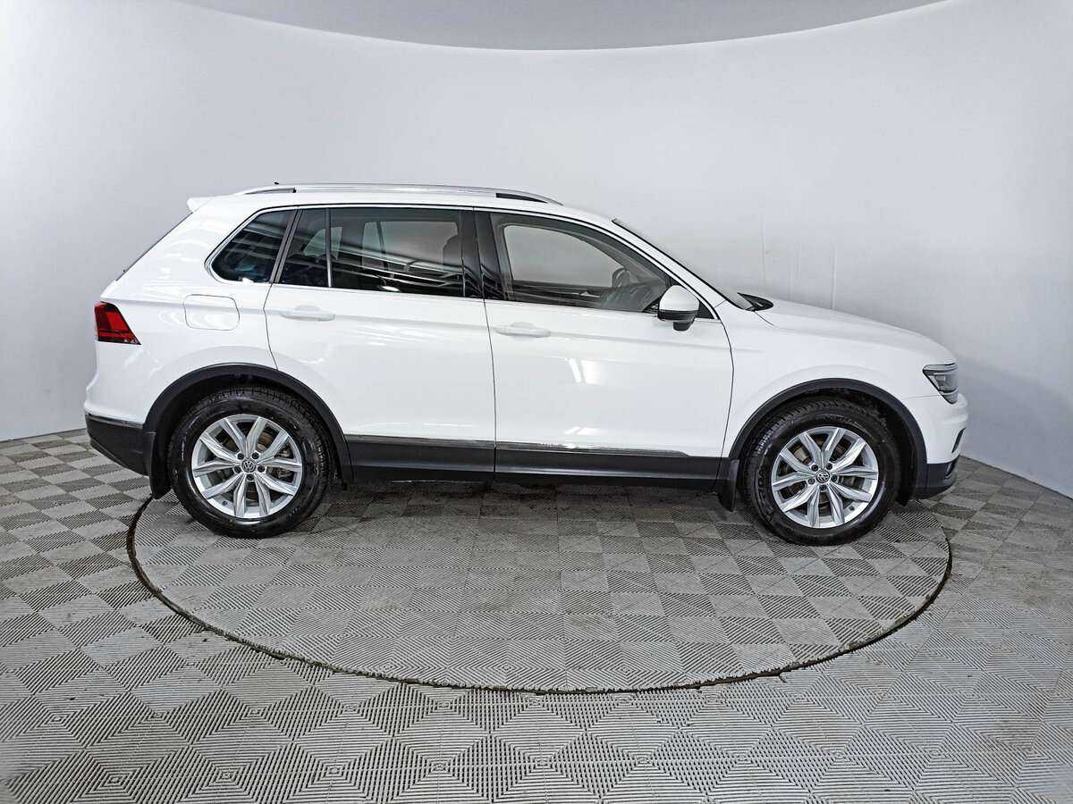 Купить Volkswagen Tiguan, 2017, 128 567 км, фото №4