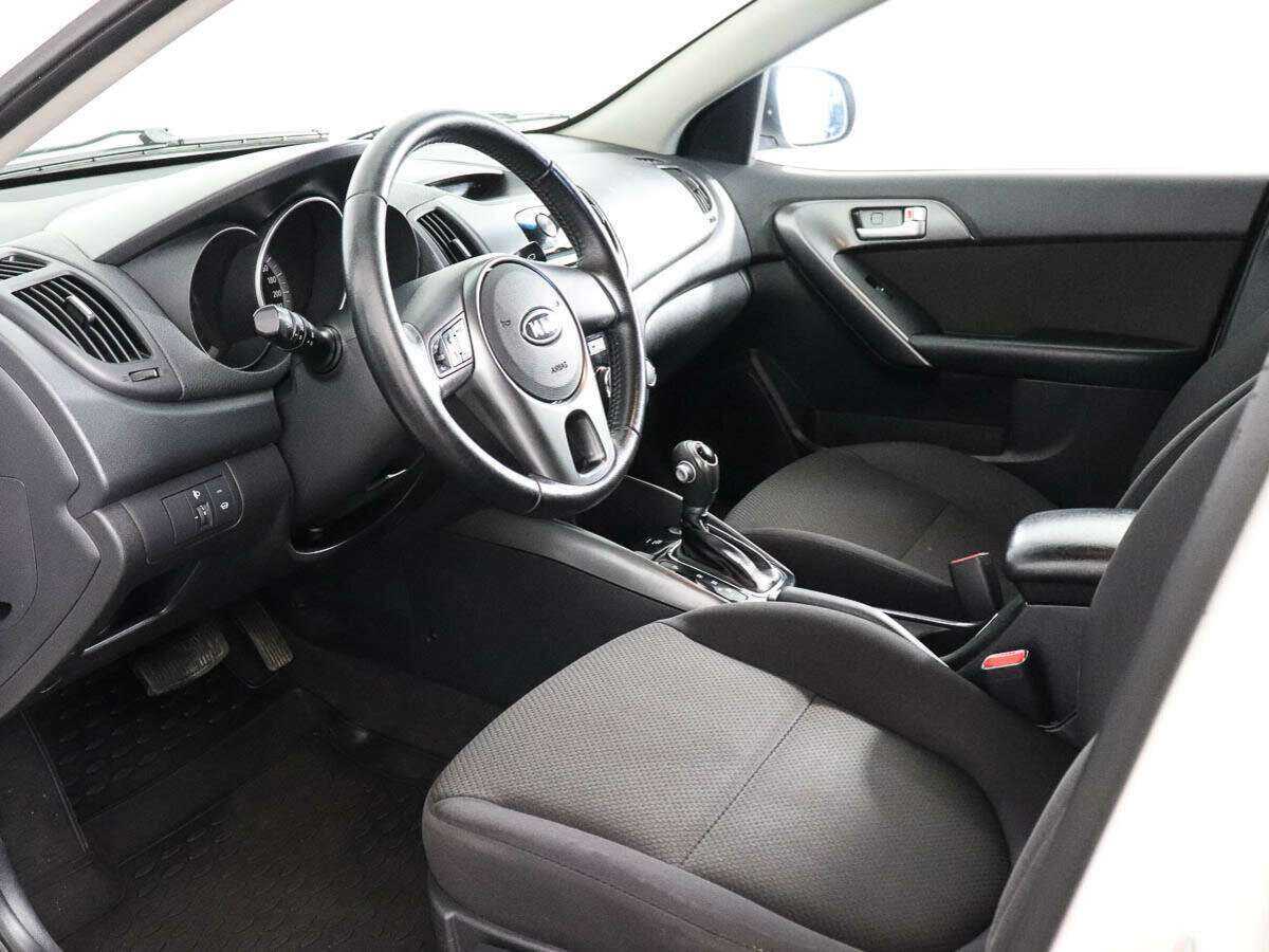 Купить Kia Cerato 6-speed, 2011, 145 149 км, фото №8