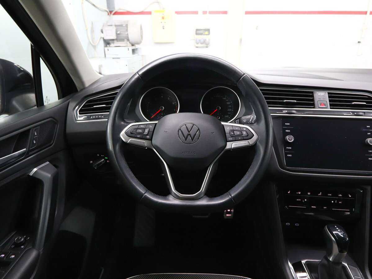 Купить Volkswagen Tiguan, 2021, 48 011 км, фото №17