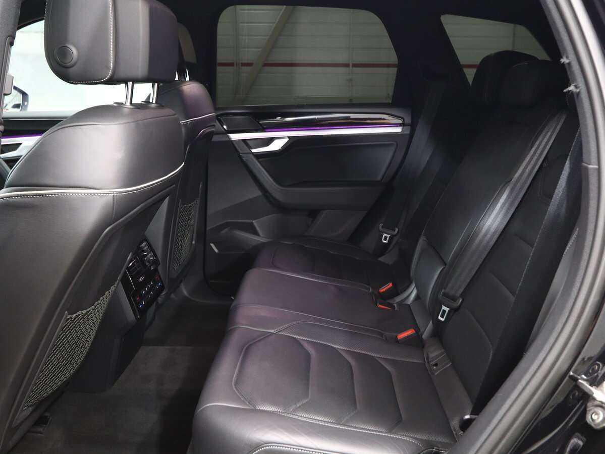Купить Volkswagen Touareg, 2019, 96 666 км, фото №12
