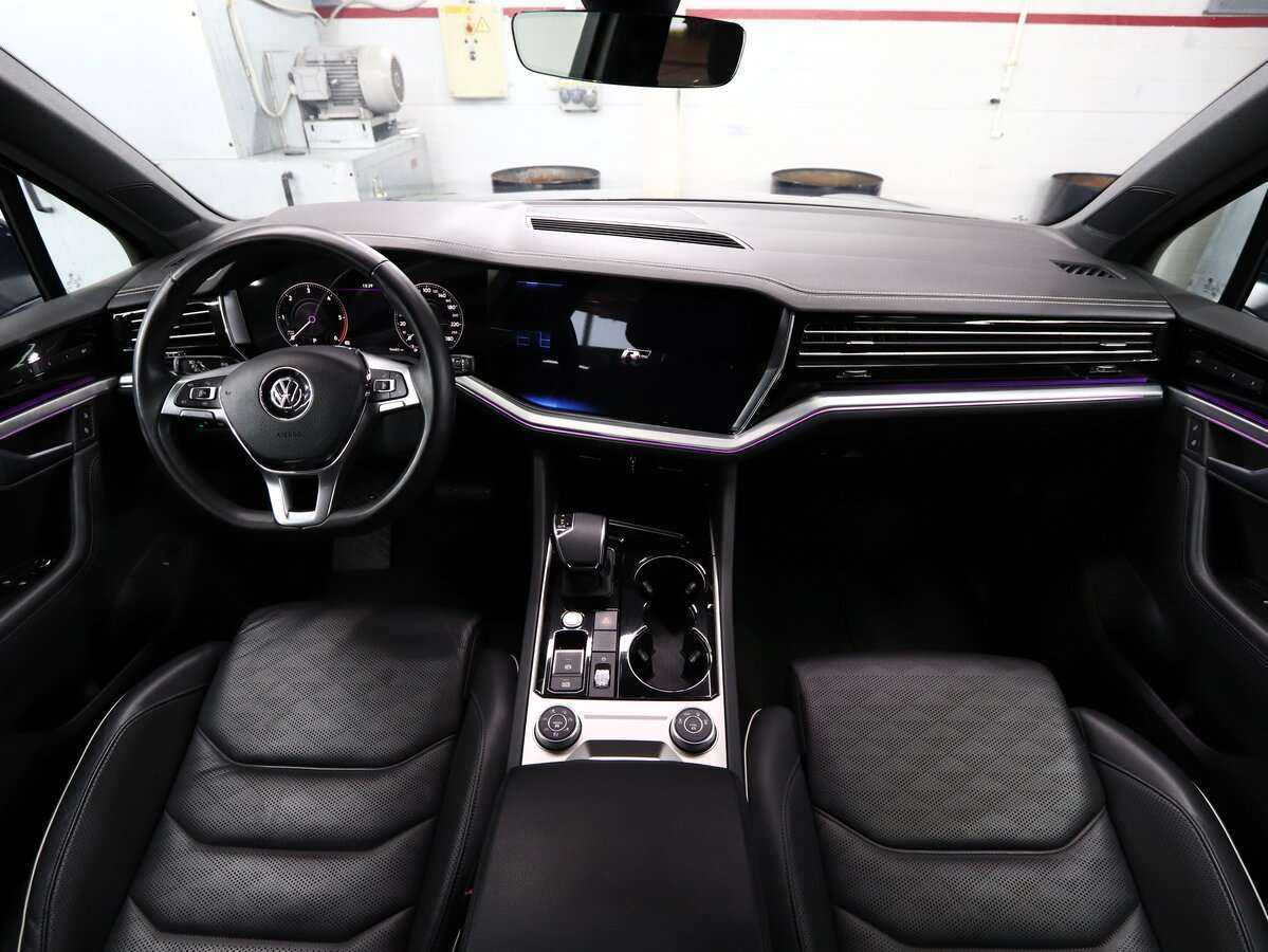 Купить Volkswagen Touareg, 2019, 96 666 км, фото №17