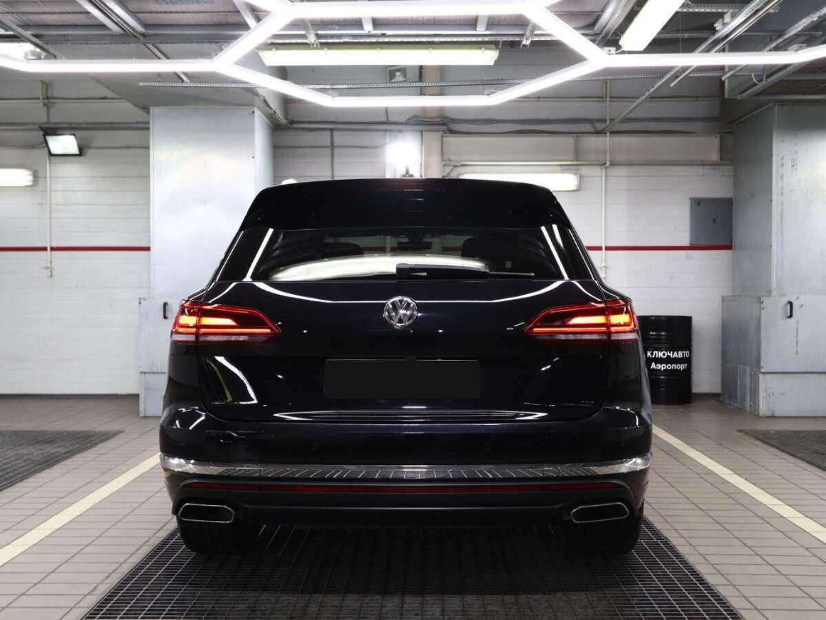 Купить Volkswagen Touareg, 2018, 80 000 км, фото №4