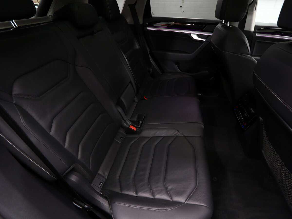 Купить Volkswagen Touareg, 2018, 80 000 км, фото №16