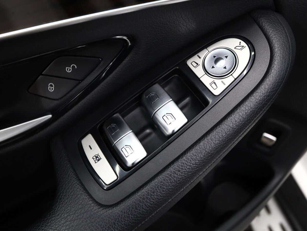 Купить Mercedes-Benz GLC 250, 2015, 74 500 км, фото №16