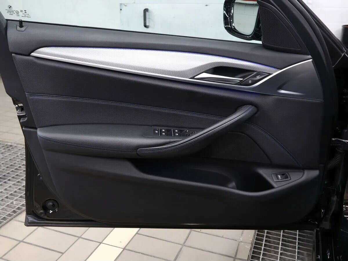 Купить BMW 5 серии 520d xDrive, 2020, 71 800 км, фото №15