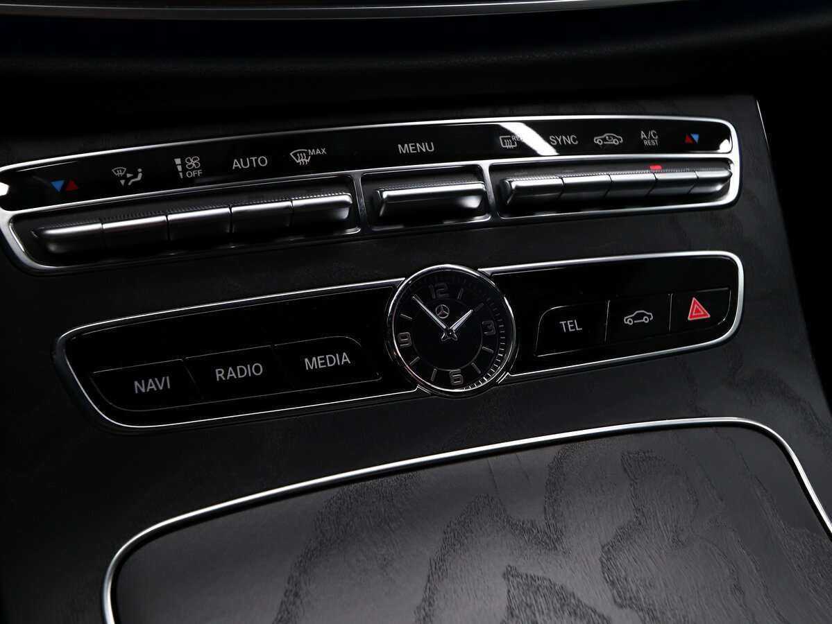 Купить Mercedes-Benz E-Класс 200, 2019, 53 603 км, фото №19