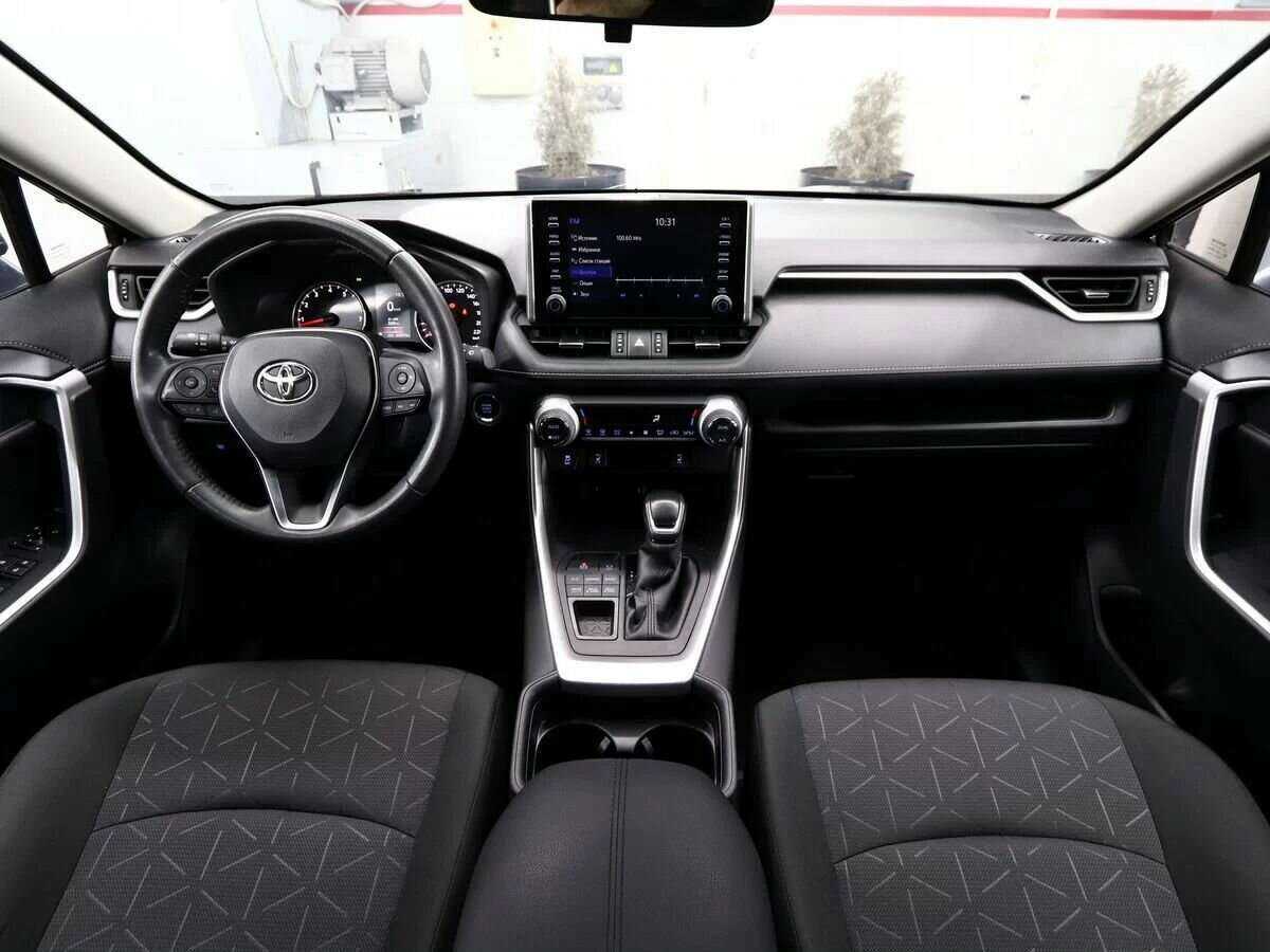 Купить Toyota RAV4, 2019, 70 000 км, фото №11