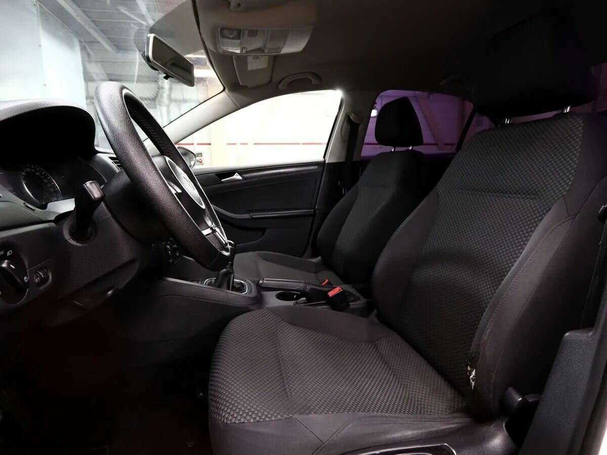 Купить Volkswagen Jetta, 2013, 180 000 км, фото №6