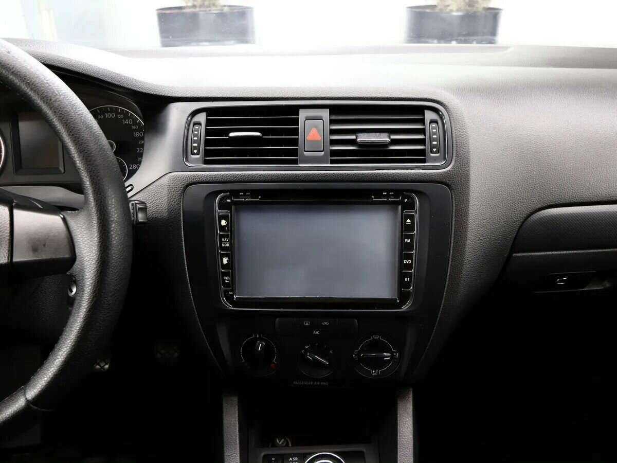 Купить Volkswagen Jetta, 2013, 180 000 км, фото №15