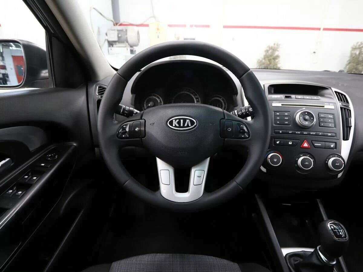 Купить Kia Ceed, 2010, 210 910 км, фото №16