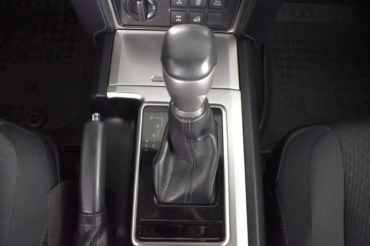 Купить Toyota Land Cruiser Prado, 2021, 63 160 км, фото №18