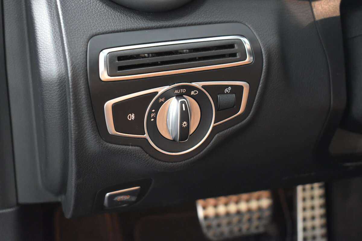 Купить Mercedes-Benz C-Класс 180, 2018, 58 116 км, фото №12