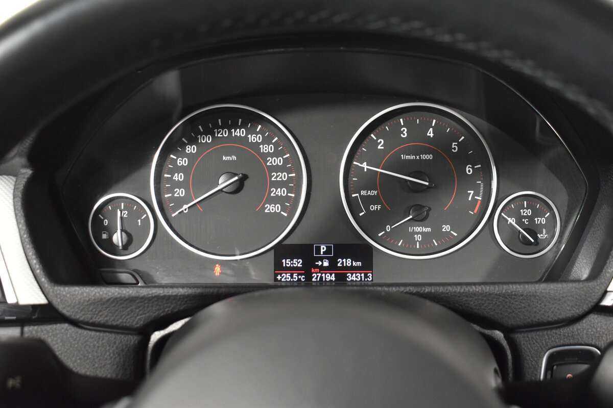 Купить BMW 3 серии 320i xDrive, 2016, 27 000 км, фото №12