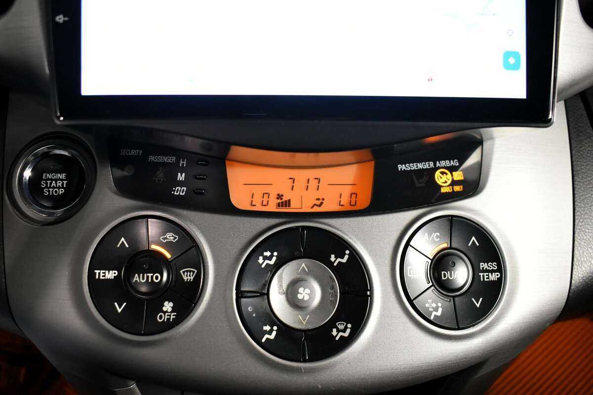 Купить Toyota RAV4, 2008, 190 811 км, фото №11