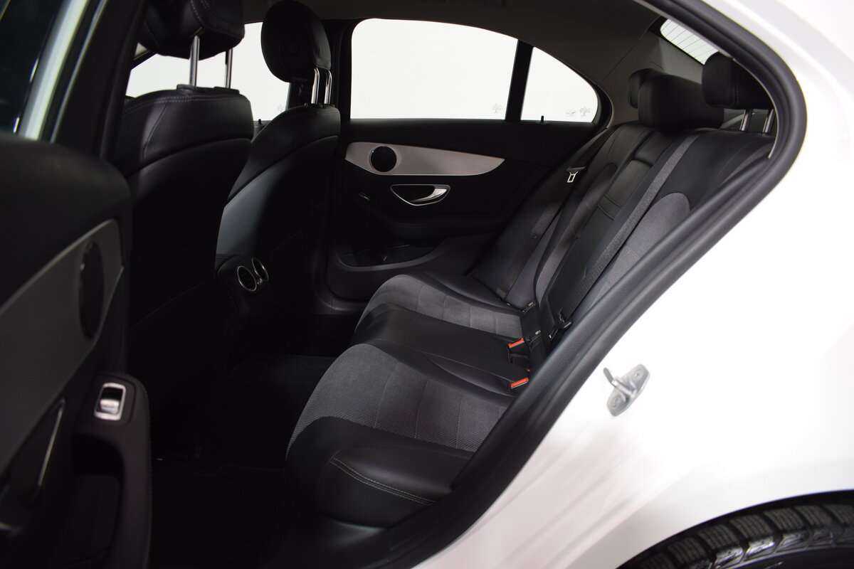 Купить Mercedes-Benz C-Класс 200, 2019, 66 500 км, фото №10