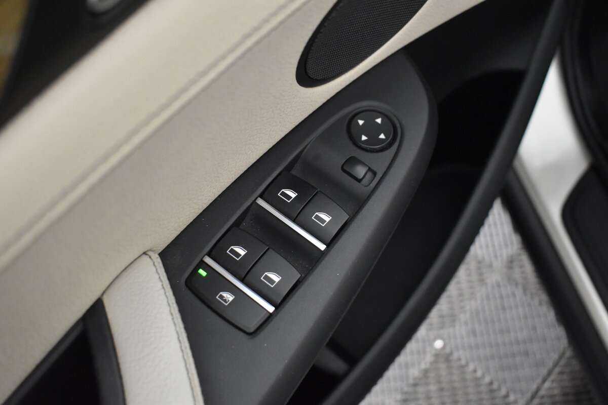 Купить BMW X3 28i xDrive, 2011, 202 705 км, фото №11