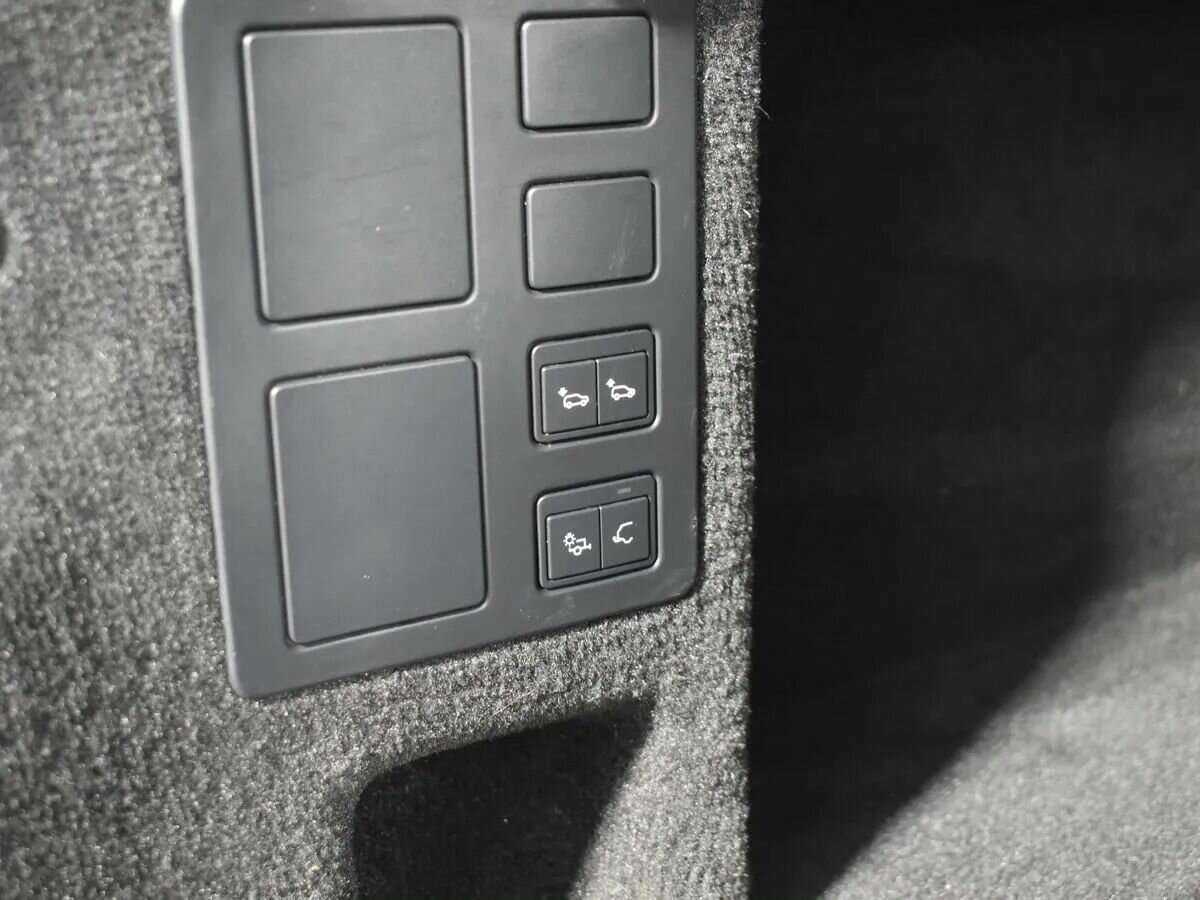 Купить Land Rover Discovery, 2018, 131 000 км, фото №6