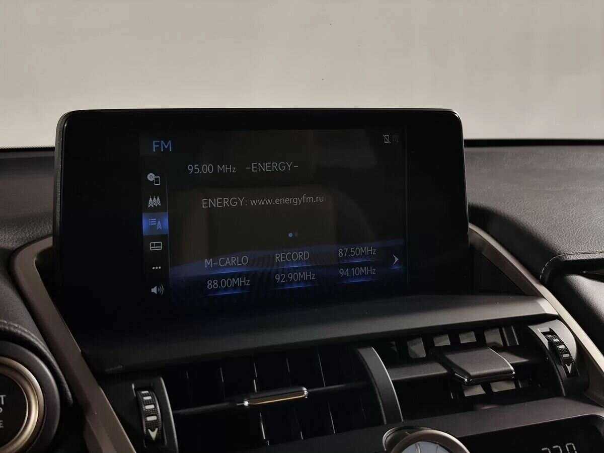 Купить Lexus NX 200, 2018, 94 543 км, фото №14