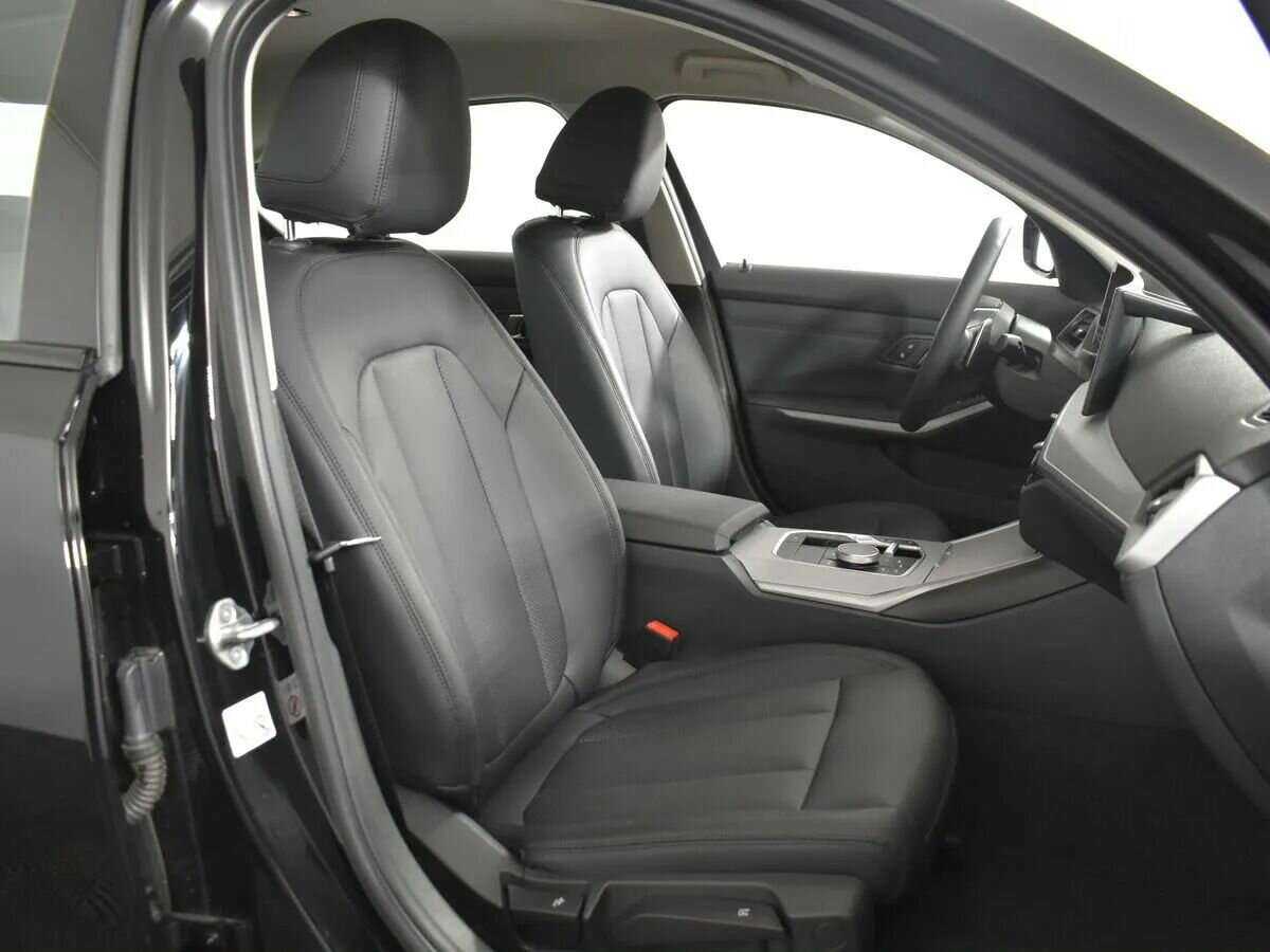 Купить BMW 3 серии 318i, 2023, 100 км, фото №11