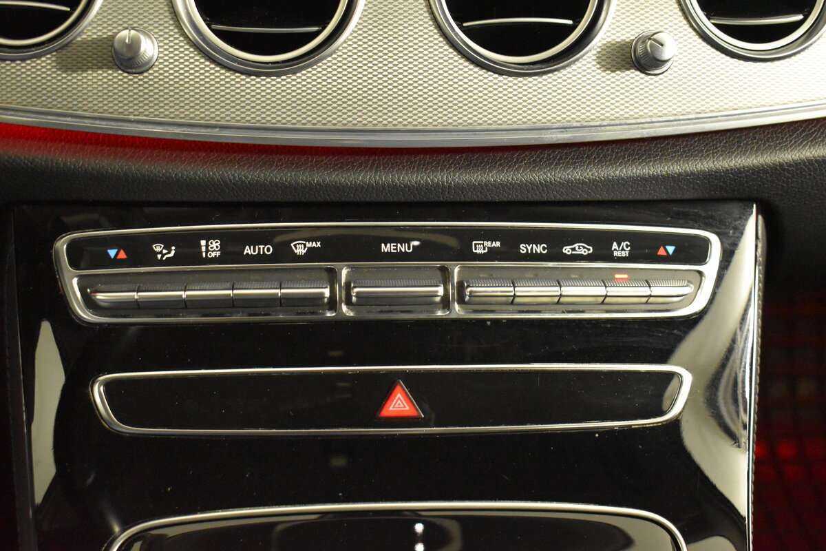 Купить Mercedes-Benz E-Класс 200, 2018, 152 241 км, фото №18