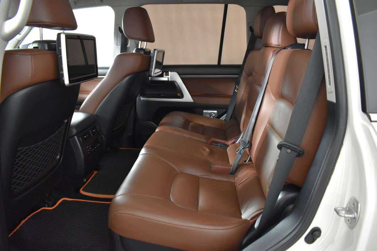 Купить Toyota Land Cruiser, 2016, 211 994 км, фото №7