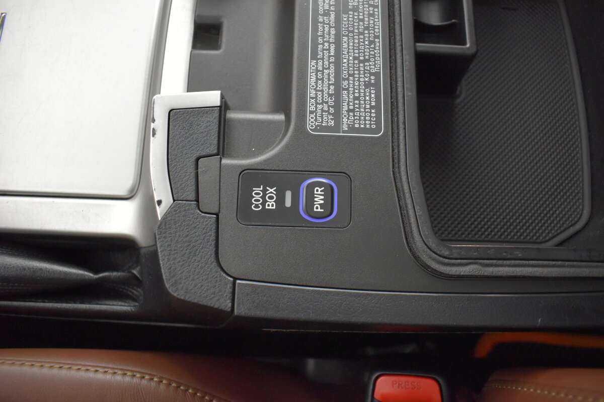 Купить Toyota Land Cruiser, 2016, 211 994 км, фото №27