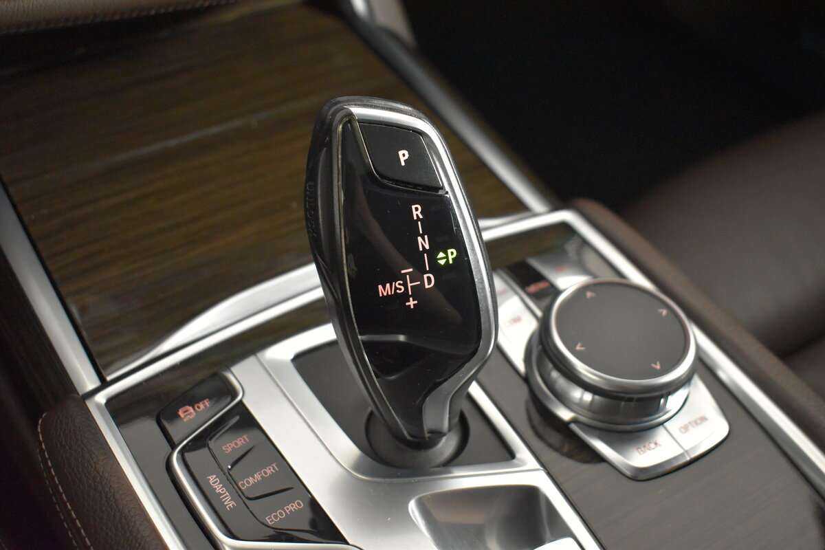 Купить BMW 7 серии Long 730Ld xDrive, 2017, 99 000 км, фото №23