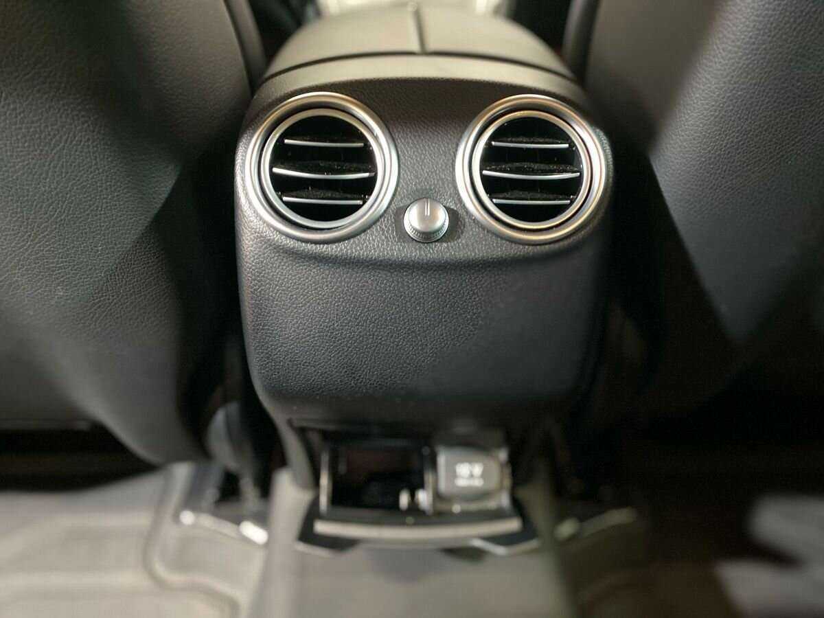 Купить Mercedes-Benz GLC 220 d, 2018, 88 800 км, фото №19