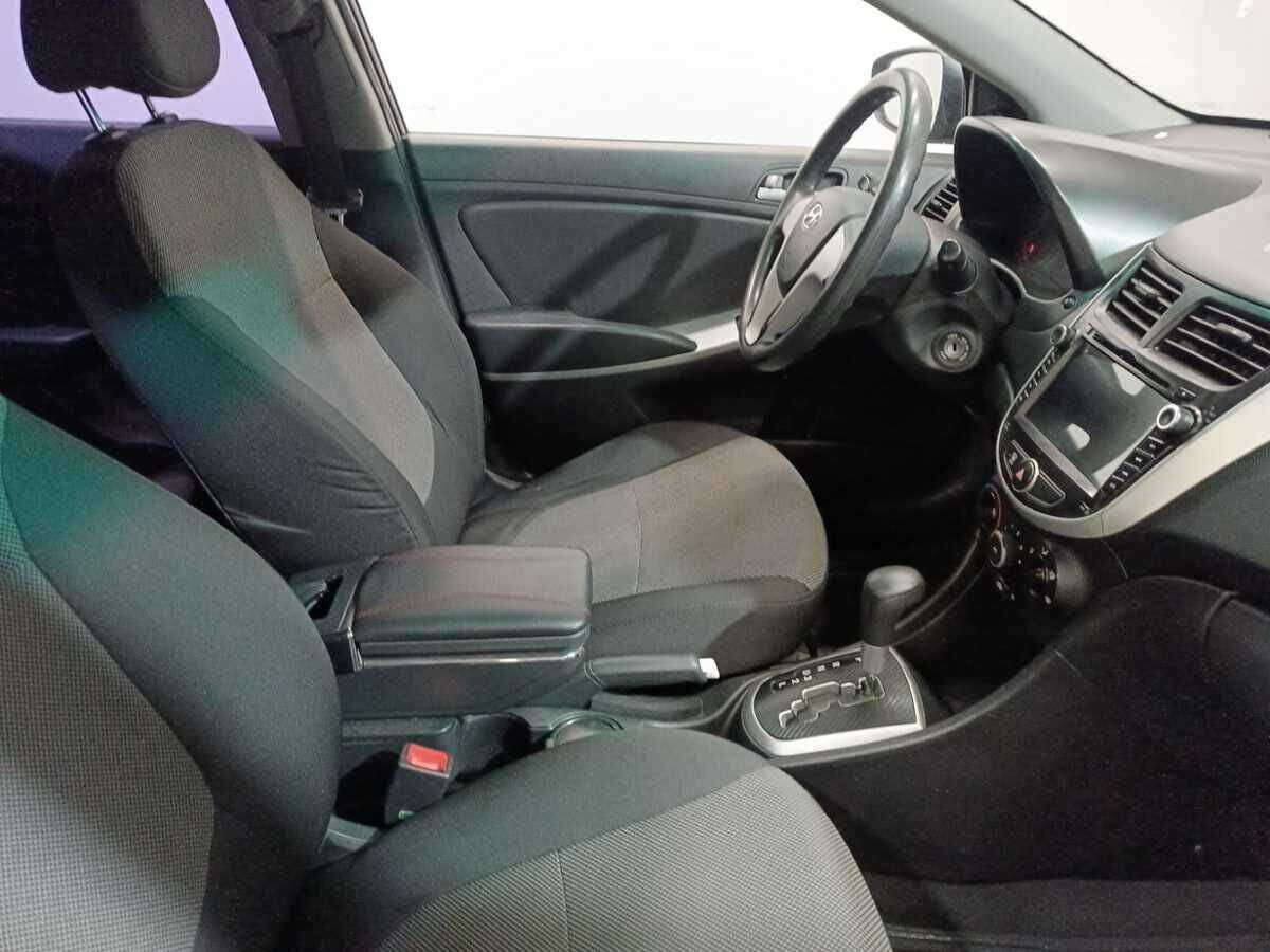 Купить Hyundai Solaris, 2012, 151 000 км, фото №10