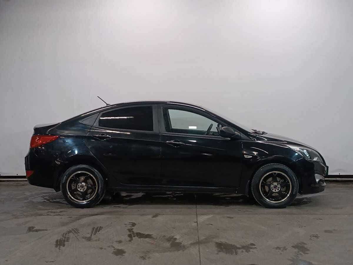 Купить Hyundai Solaris, 2016, 167 700 км, фото №4