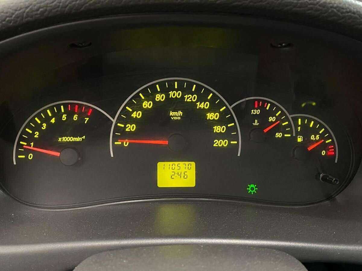 Купить Lada (ВАЗ) Priora, 2011, 110 569 км, фото №12