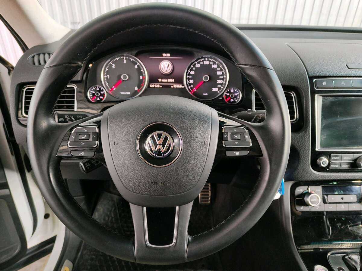 Купить Volkswagen Touareg, 2018, 127 339 км, фото №10
