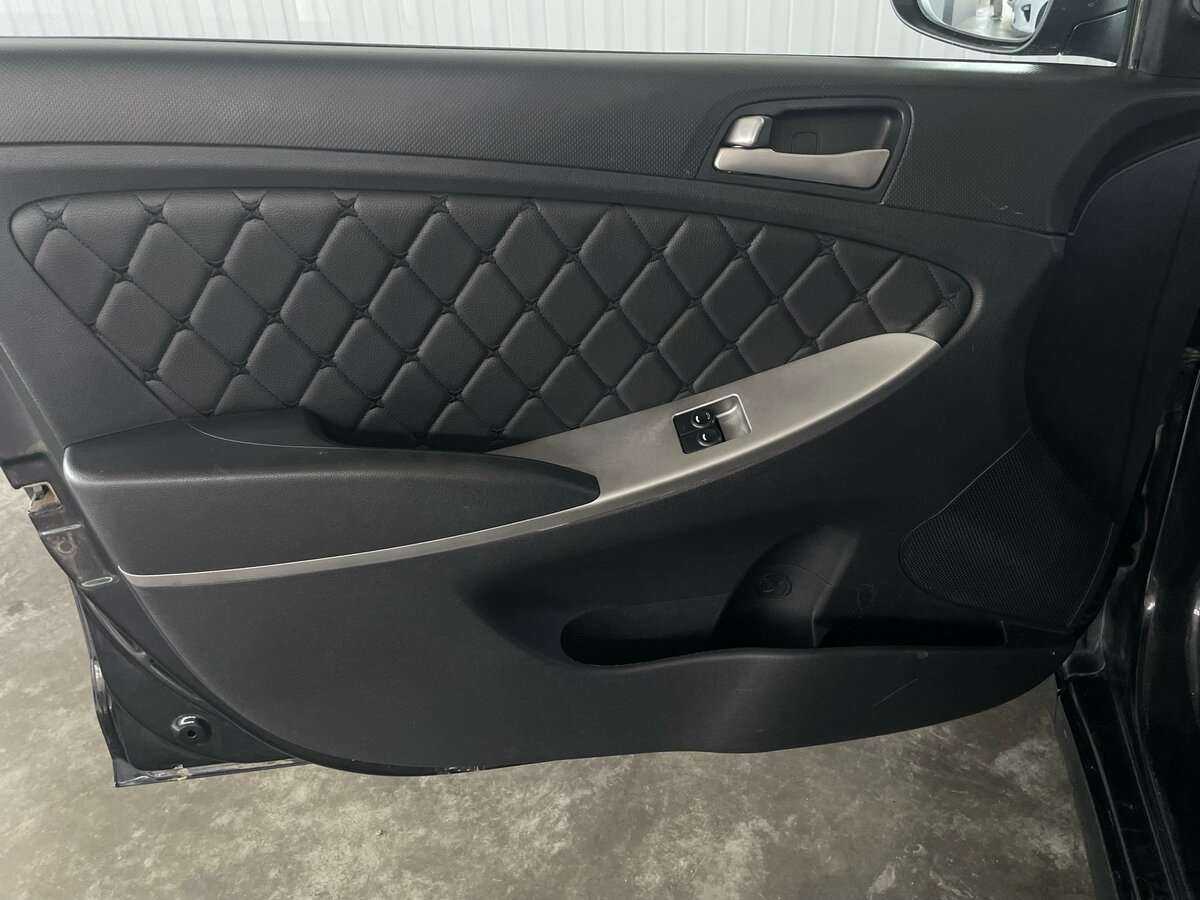 Купить Hyundai Solaris, 2016, 177 203 км, фото №17