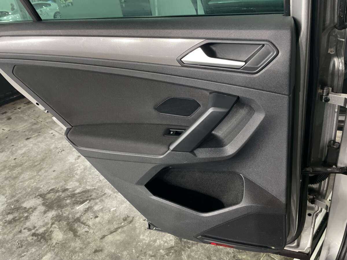 Купить Volkswagen Tiguan, 2019, 50 846 км, фото №23