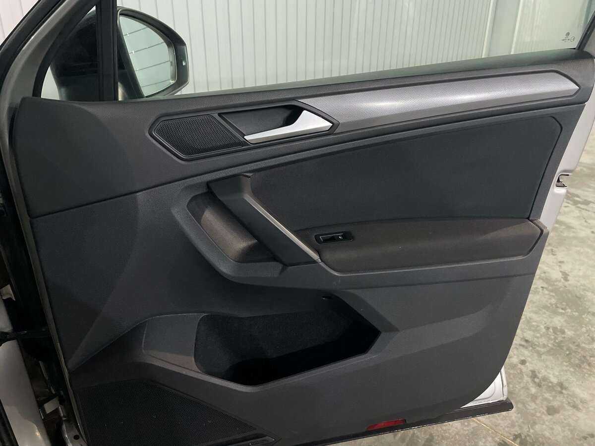 Купить Volkswagen Tiguan, 2019, 50 846 км, фото №24