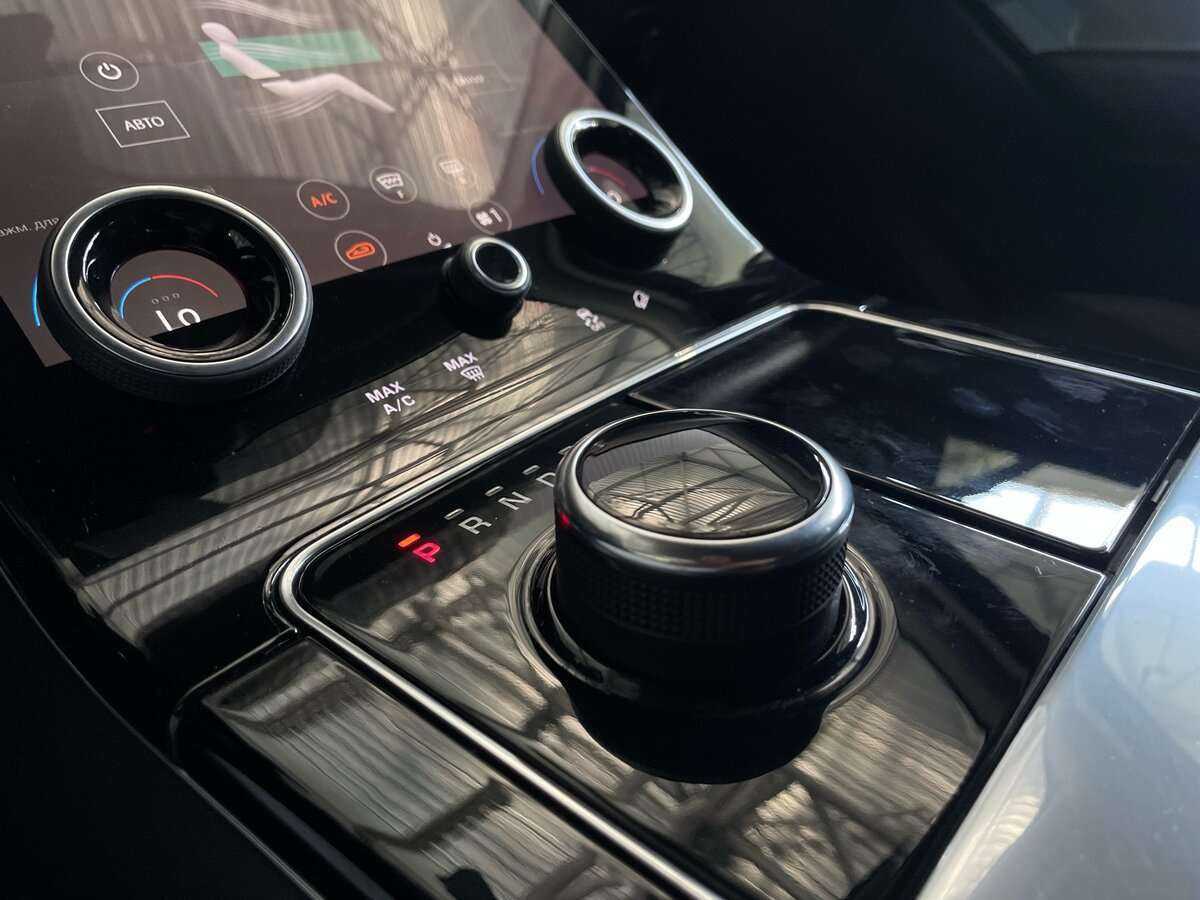 Купить Land Rover Range Rover Velar, 2018, 82 700 км, фото №15