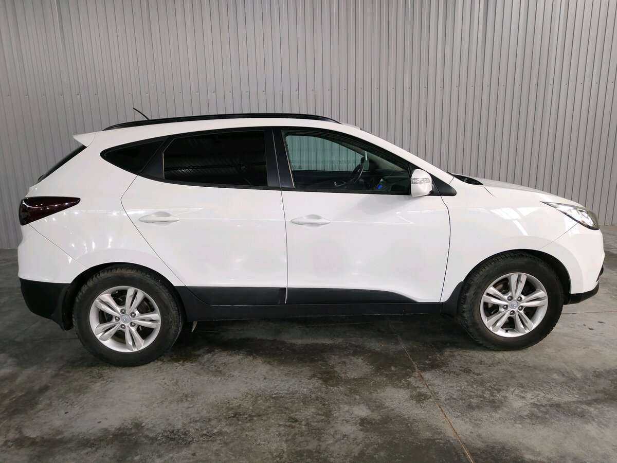 Купить Hyundai ix35, 2011, 240 045 км, фото №4