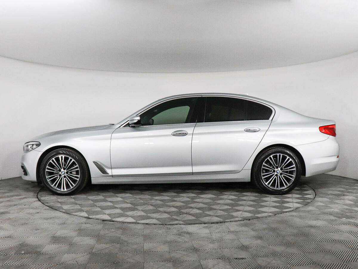 Купить BMW 5 серии 530i xDrive, 2017, 130 680 км, фото №5