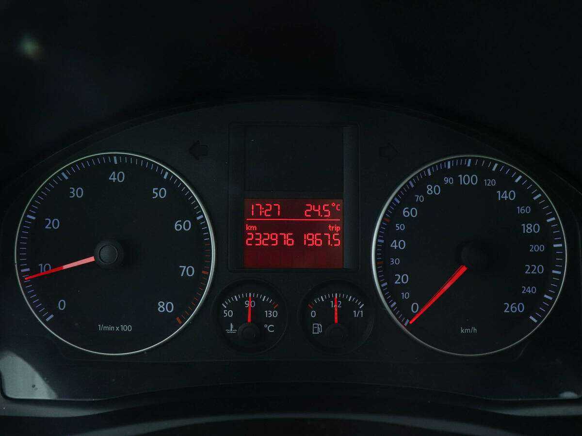 Купить Volkswagen Golf, 2008, 232 974 км, фото №7