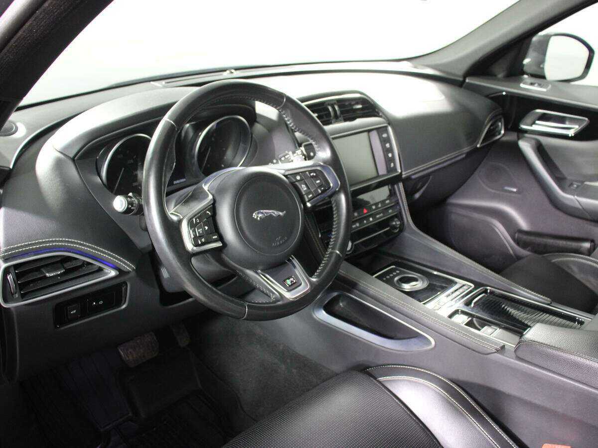 Купить Jaguar F-Pace, 2018, 96 180 км, фото №12