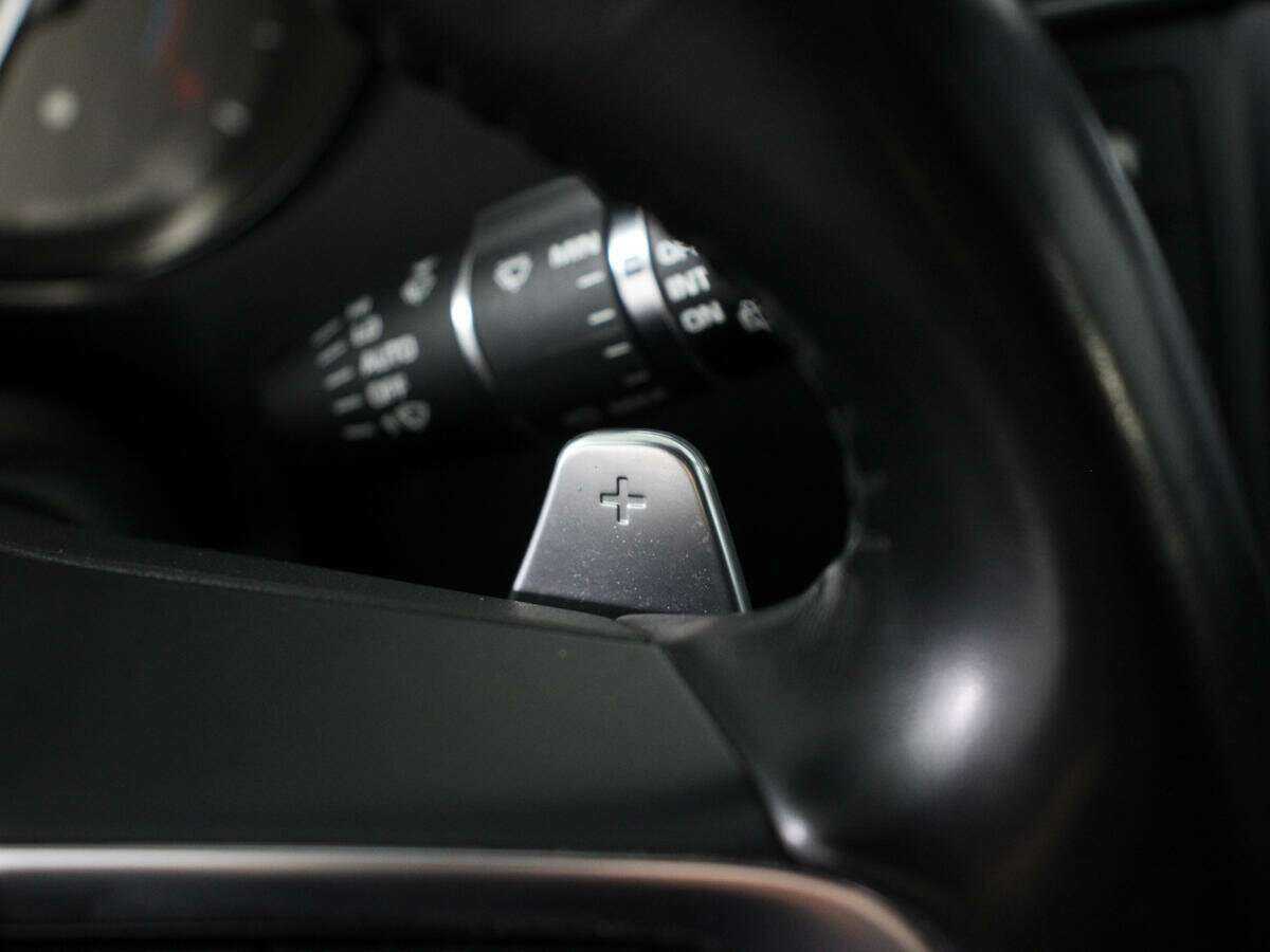 Купить Jaguar F-Pace, 2018, 96 180 км, фото №15