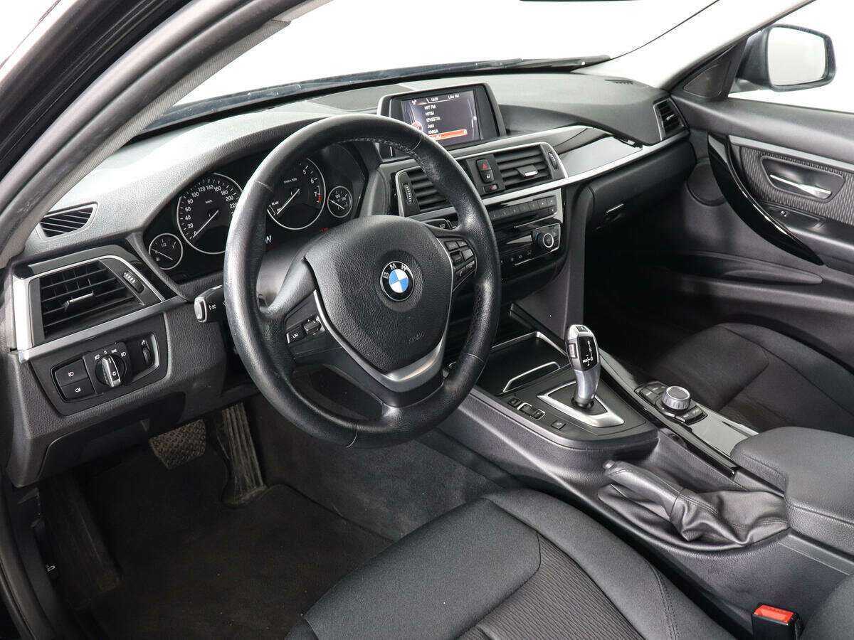 Купить BMW 3 серии 318i, 2015, 74 685 км, фото №8
