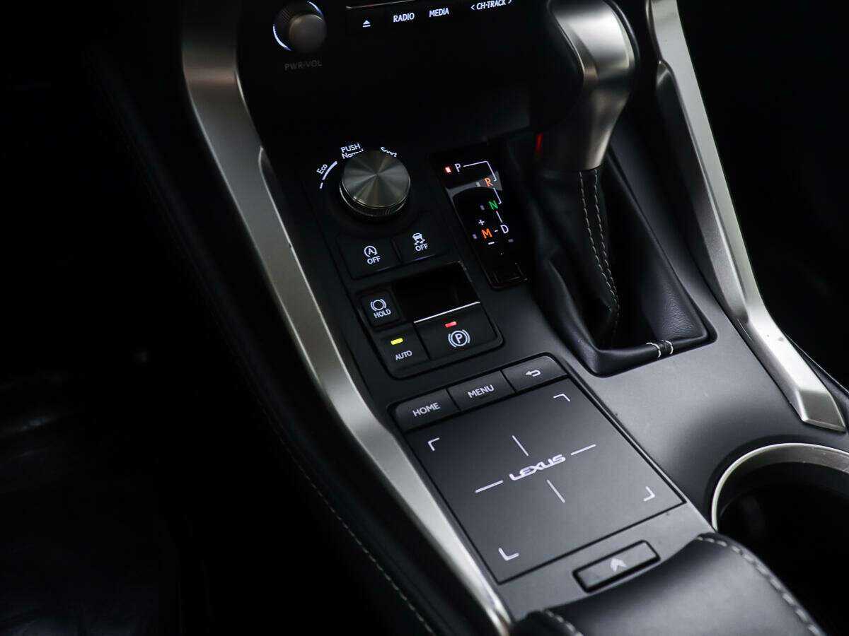 Купить Lexus NX 200, 2020, 66 341 км, фото №20