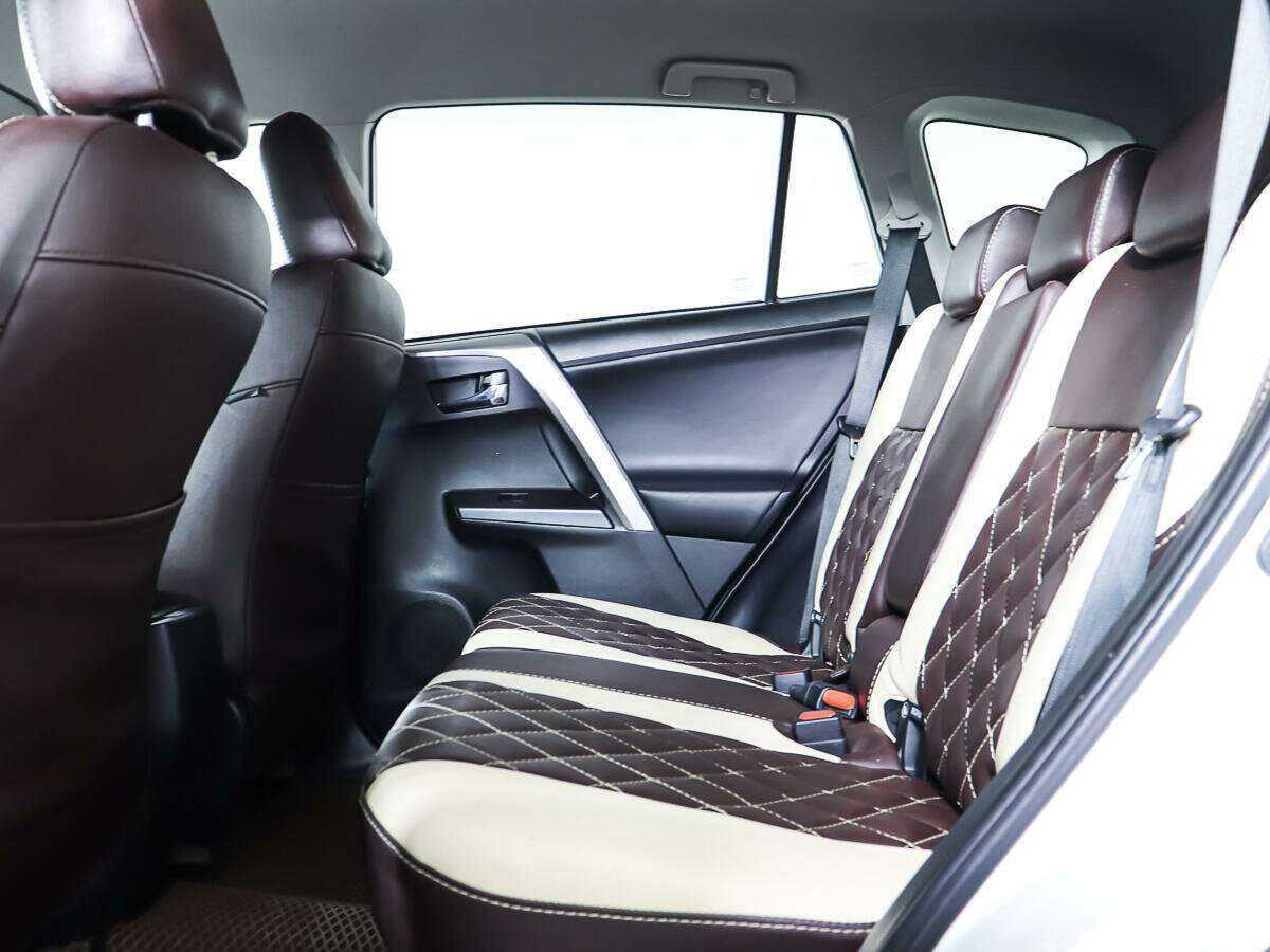 Купить Toyota RAV4, 2018, 45 900 км, фото №10