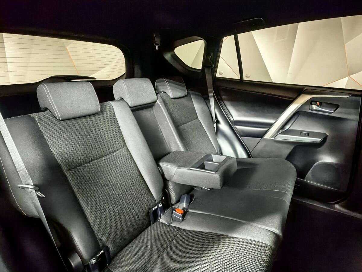 Купить Toyota RAV4, 2019, 67 785 км, фото №11