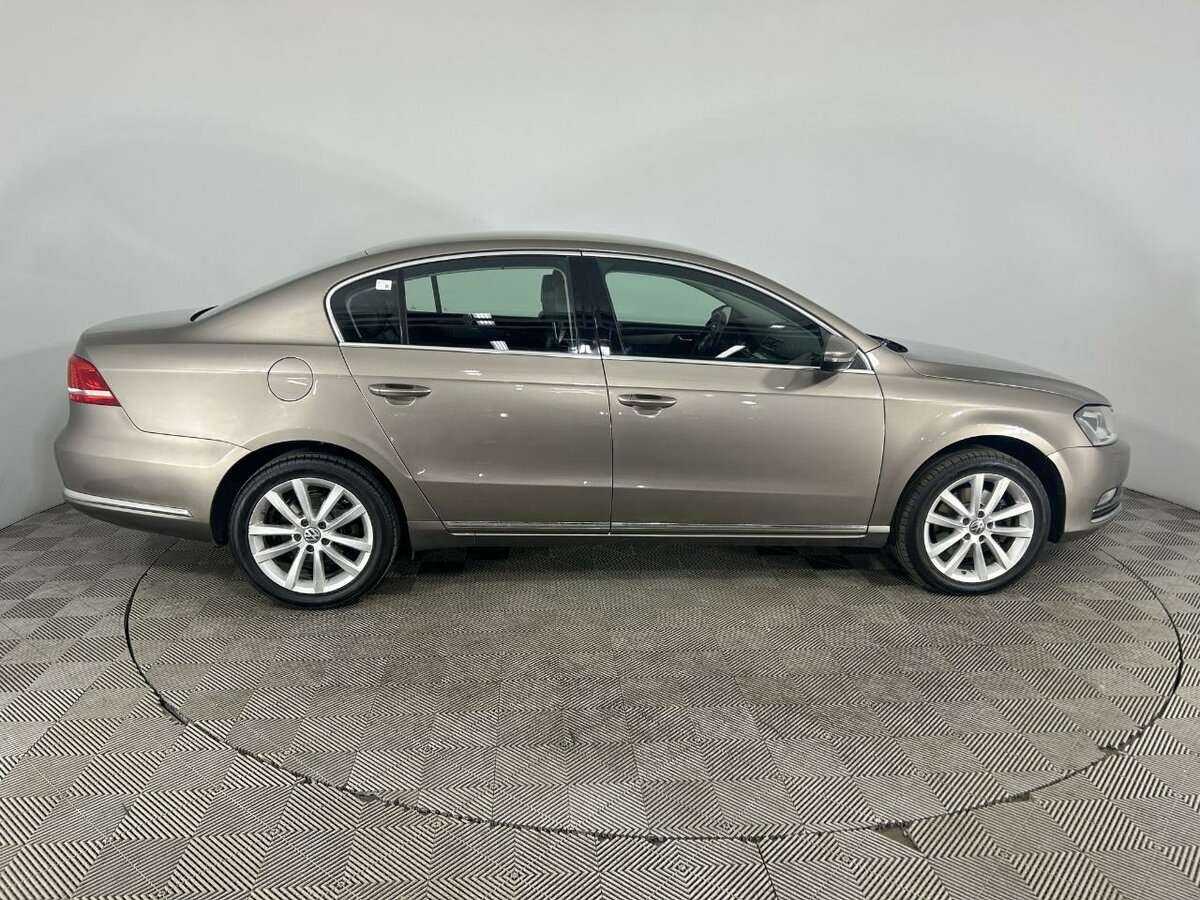 Купить Volkswagen Passat, 2011, 193 637 км, фото №4
