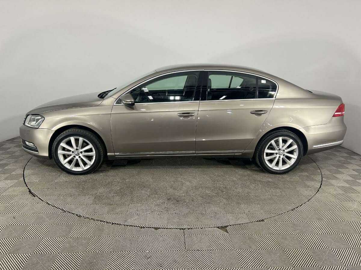 Купить Volkswagen Passat, 2011, 193 637 км, фото №5